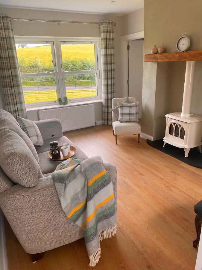 The Gate Lodge At Dunnanew - 4 Star- Sleeps 5 Seaforde Экстерьер фото
